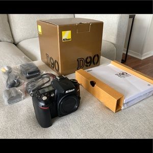 Nikon D90 12.3MP DSLR Camera (Body Only)